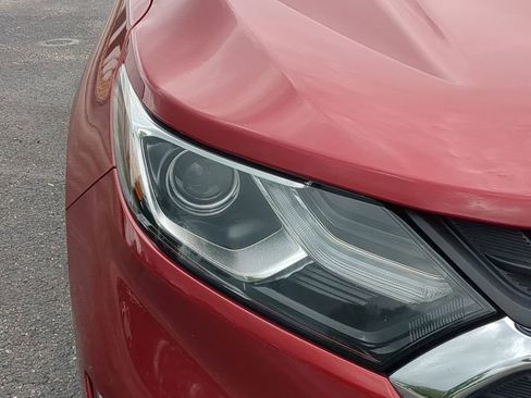 Used 2018 Chevrolet Equinox LT FWD image 10