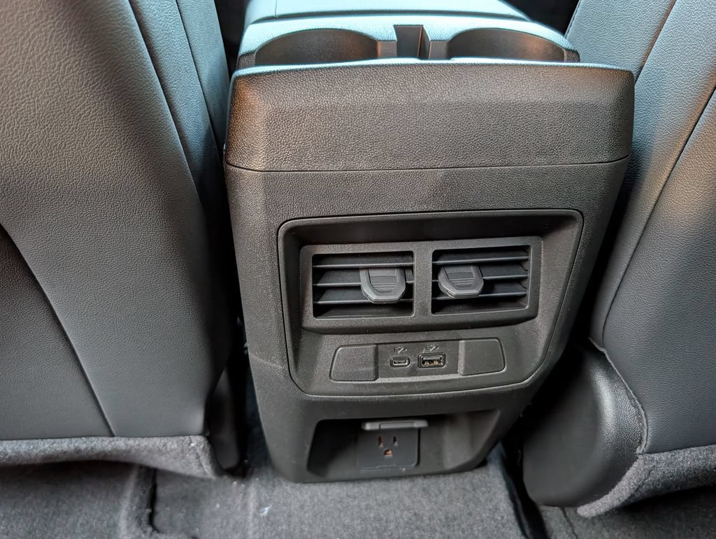 New 2026 Chevrolet Colorado LT w/ LT Convenience Package AWD/4WD image 6