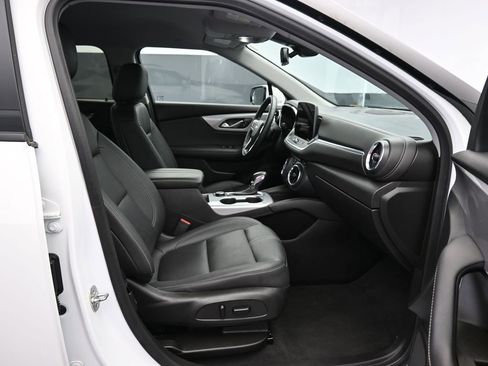 Used 2023 Chevrolet Blazer LT image 36