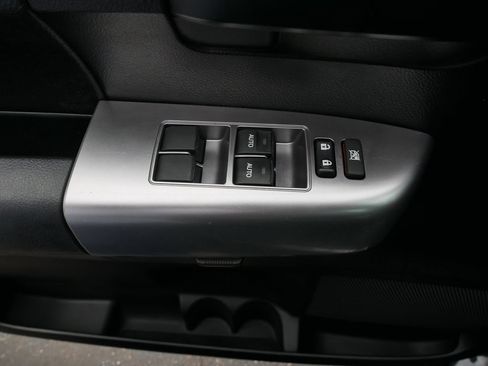 Used 2018 Toyota Sequoia TRD Sport AWD/4WD image 16