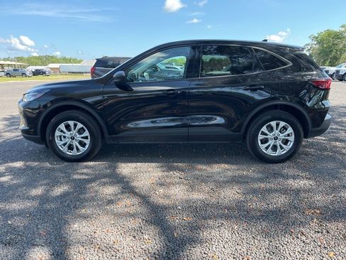 Used 2025 Ford Escape Active AWD/4WD image 2