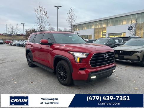 Used 2024 Toyota Sequoia SR5 image 1