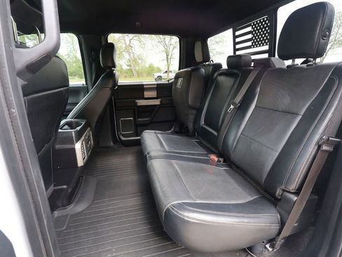 Used 2016 Ford F150 Lariat image 16