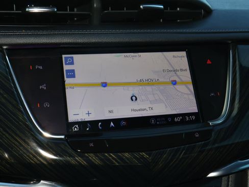 Used 2023 Cadillac XT6 Premium Luxury w/ Technology Package image 29