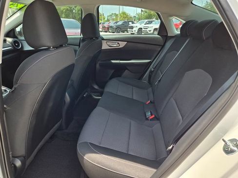 Used 2024 Kia Forte LXS w/ LXS Technology Package FWD image 12
