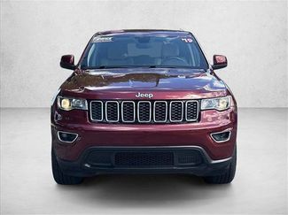 Used 2019 Jeep Grand Cherokee Laredo w/ 18" Wheel & 8.4" Radio Group AWD/4WD video 2