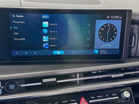 New 2026 Hyundai Santa Fe SE image 11