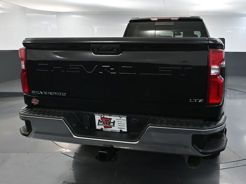 Used 2021 Chevrolet Silverado 2500 LTZ image 7