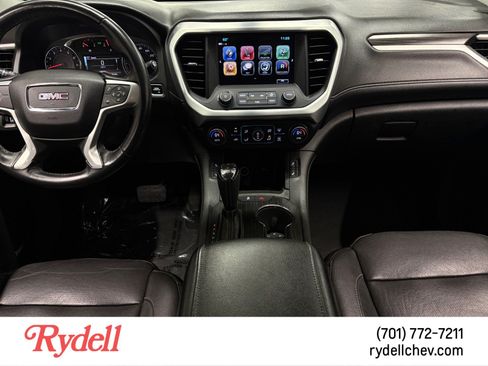 Used 2017 GMC Acadia SLT AWD/4WD image 12