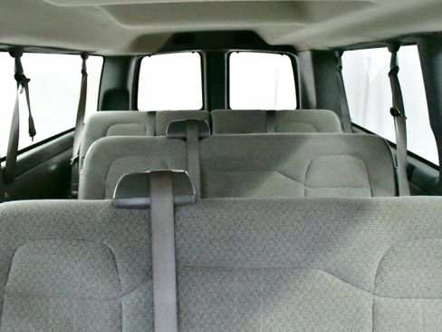 Used 2023 Chevrolet Express 3500 LS image 21