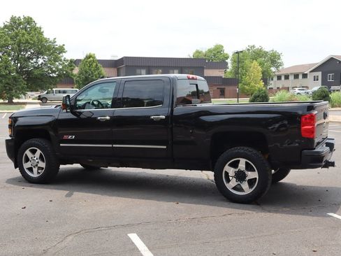 Used 2016 Chevrolet Silverado 2500 LTZ w/ Duramax Plus Package AWD/4WD image 8