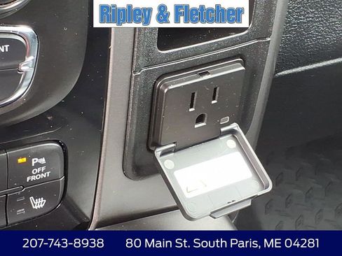 Used 2018 RAM 2500 Laramie w/ Sport Appearance Group AWD/4WD image 21