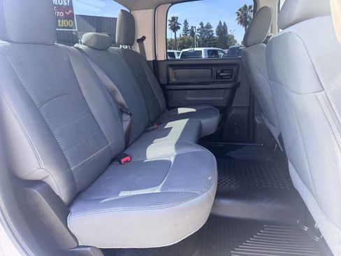 Used 2014 RAM 2500 Tradesman w/ Chrome Appearance Group image 19