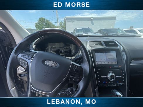 Used 2019 Ford Explorer Platinum AWD/4WD image 11