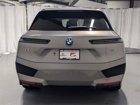 Used 2023 BMW iX xDrive50 w/ Sport Package image 26
