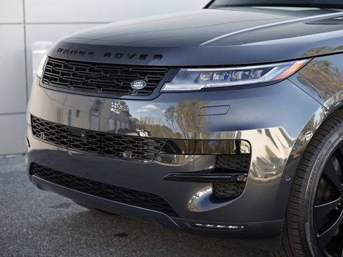 New 2026 Land Rover Range Rover Sport SE AWD/4WD image 2