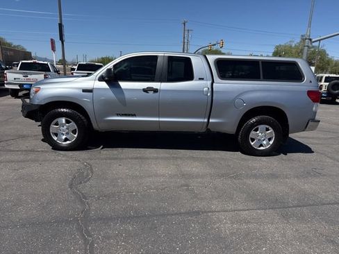 Used 2012 Toyota Tundra 4x4 Double Cab w/ SR5 Pkg image 8