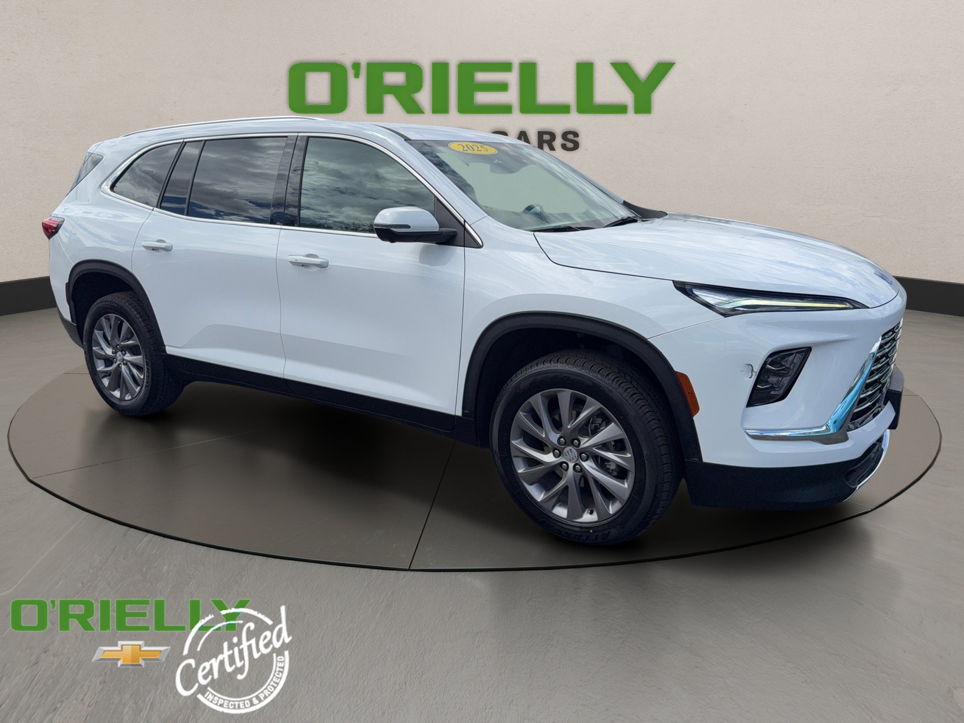 Used 2025 Buick Enclave Preferred AWD/4WD image 8