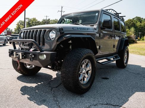 Used 2020 Jeep Wrangler Unlimited Sport AWD/4WD image 3