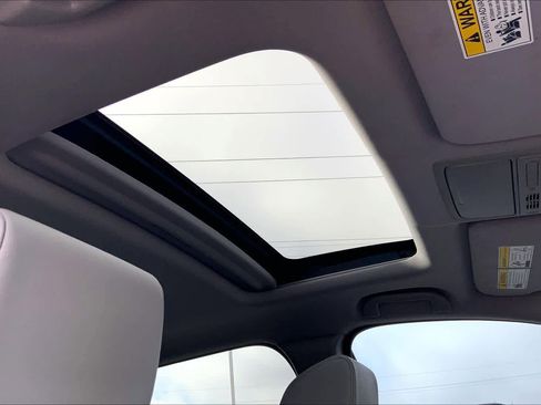 Used 2017 Honda CR-V EX-L image 14