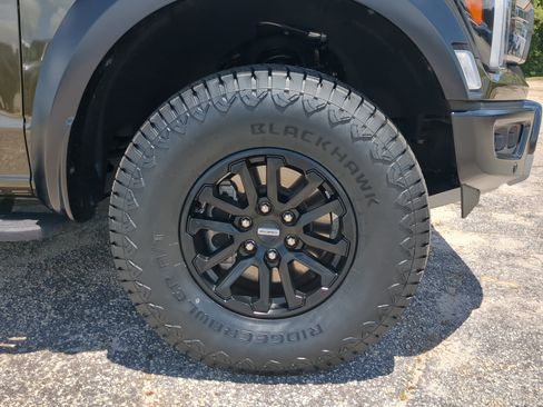 Used 2024 Ford F150 Raptor AWD/4WD image 9