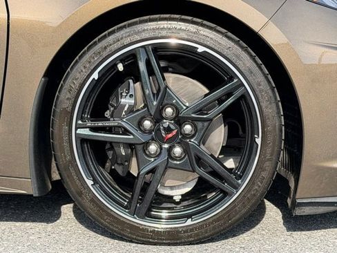 Certified 2020 Chevrolet Corvette Stingray Coupe w/ 1LT RWD image 17