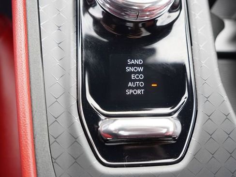 Used 2024 Jeep Wagoneer Launch Edition AWD/4WD image 34