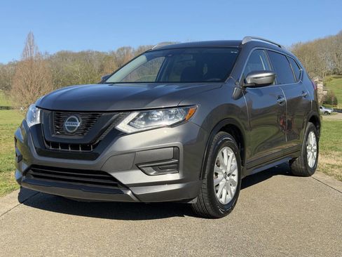Used 2019 Nissan Rogue SV image 6
