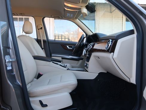 Used 2013 Mercedes-Benz GLK 250 4MATIC 4dr GLK 250 BlueTEC image 27