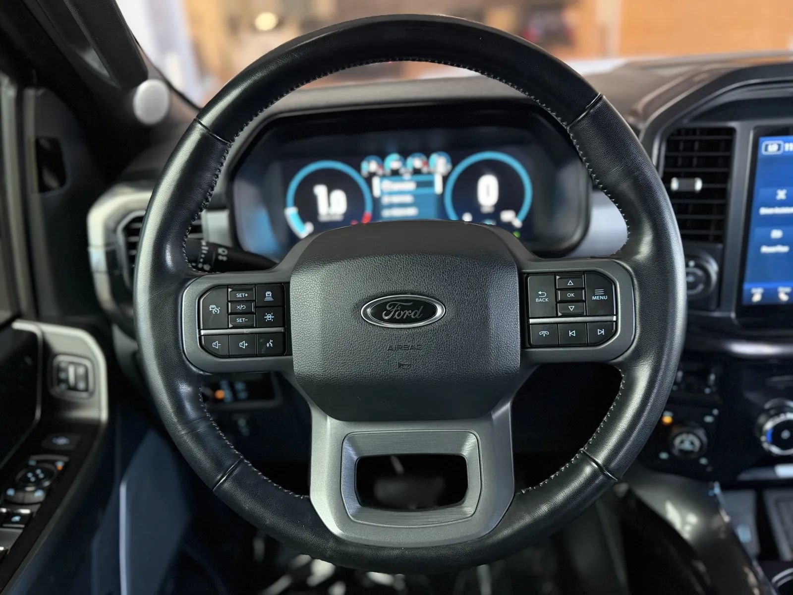 Used 2023 Ford F150 Lariat w/ Equipment Group 502A High AWD/4WD image 21