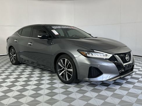 Used 2020 Nissan Maxima 3.5 SL w/ Floor Mat Group FWD image 2