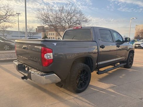 Used 2018 Toyota Tundra SR5 image 5