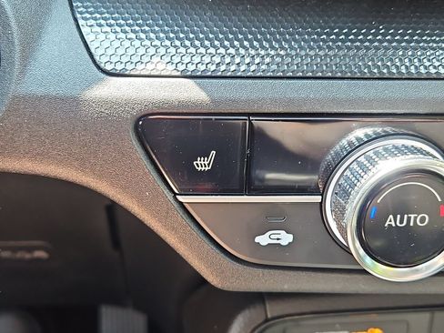 Certified 2025 Honda CR-V EX image 19