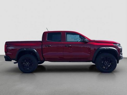 Used 2026 Chevrolet Colorado Trail Boss AWD/4WD image 7