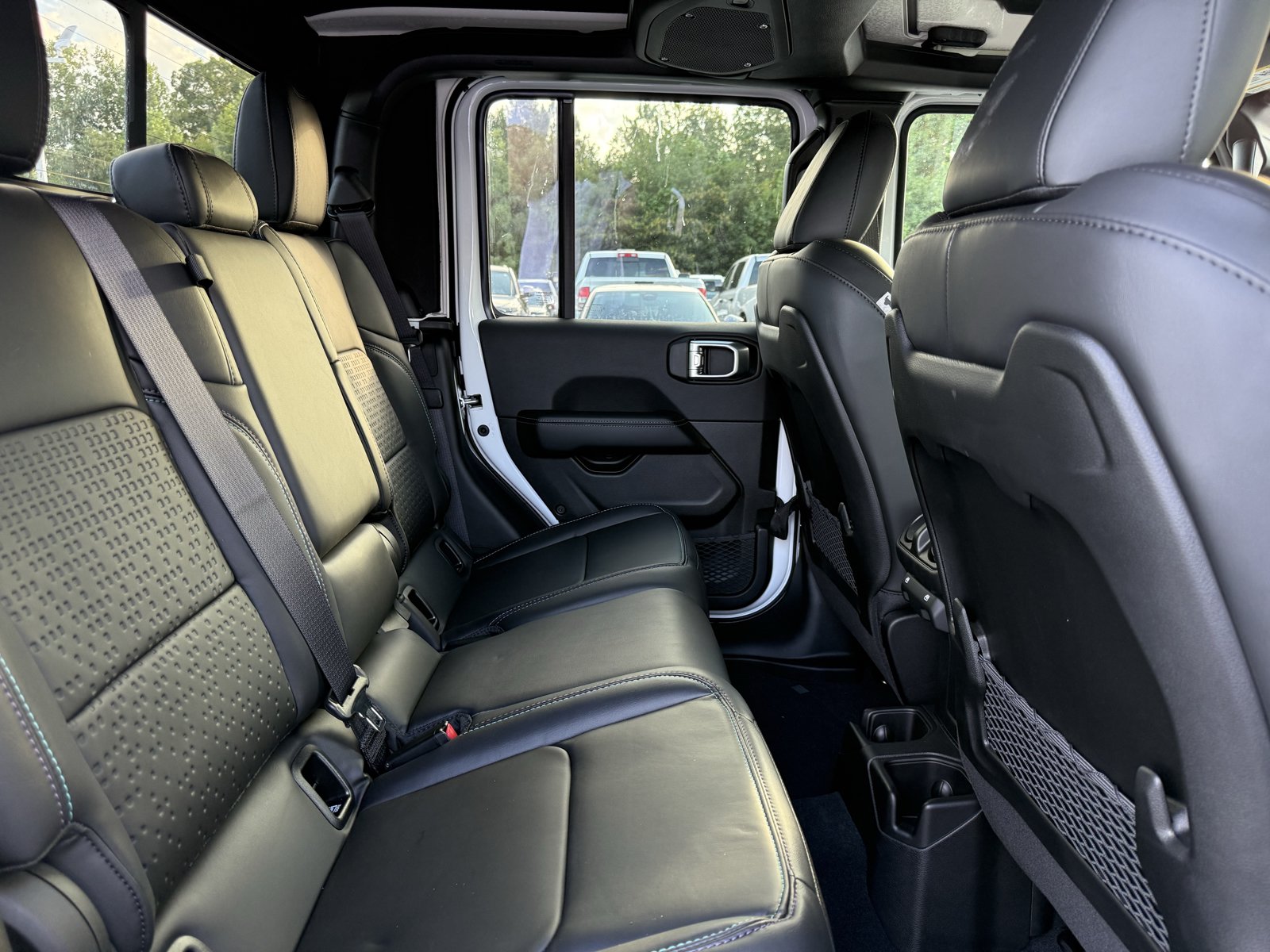 New 2026 Jeep Gladiator Sport AWD/4WD image 13