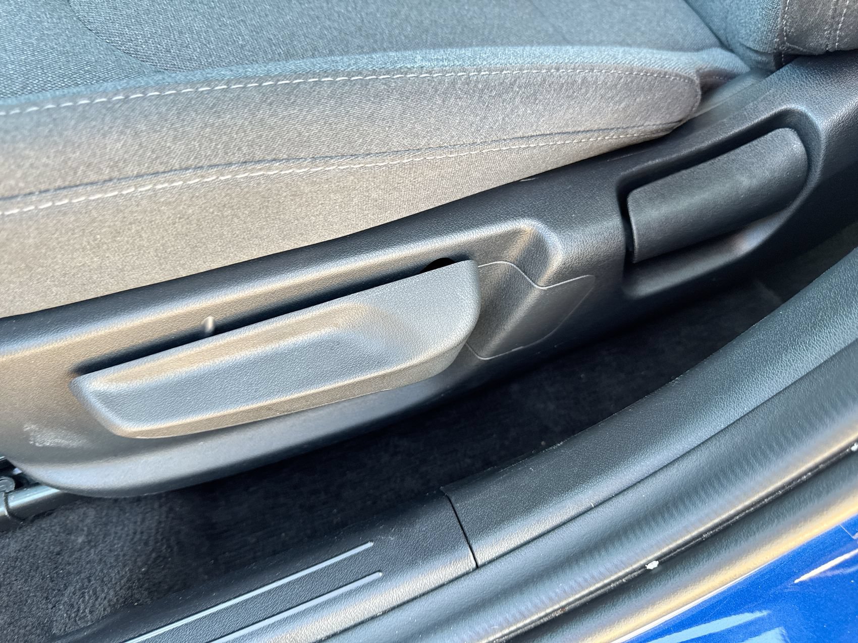Used 2025 Kia K4 FWD image 12
