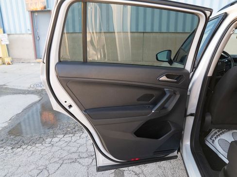 Used 2018 Volkswagen Tiguan S AWD/4WD image 23