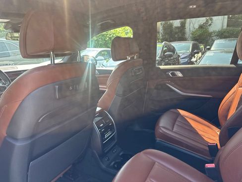 Used 2020 BMW X7 xDrive40i w/ Premium Excellence Package AWD/4WD image 38