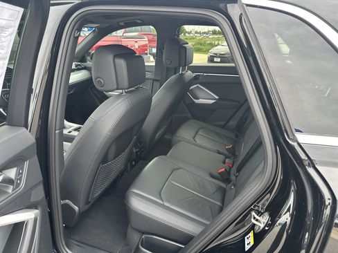 Used 2025 Audi Q3 2.0T Premium AWD/4WD image 30