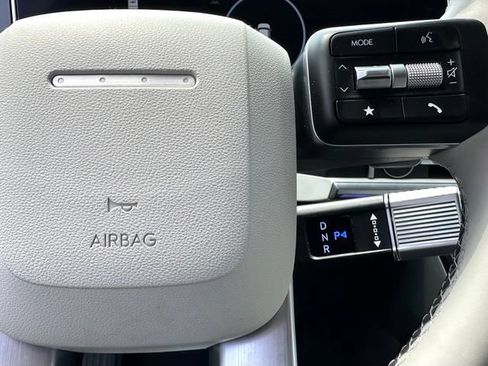 Used 2025 Hyundai Santa Fe Calligraphy FWD image 19