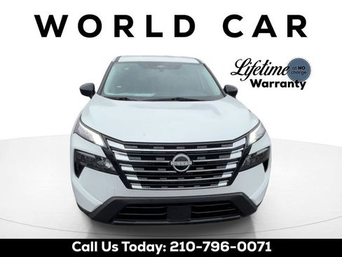 Certified 2025 Nissan Rogue S FWD image 1