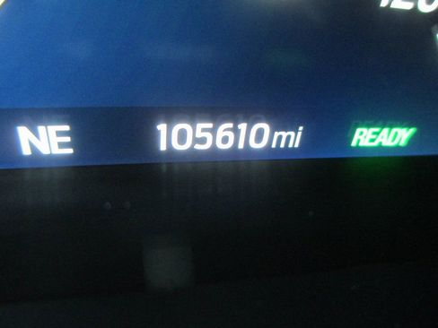 Used 2021 Ford F150 Lariat w/ Equipment Group 502A High image 28