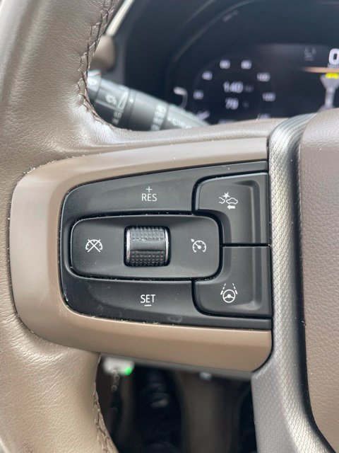 Used 2023 GMC Yukon XL Denali w/ Advanced Technology Package AWD/4WD image 18