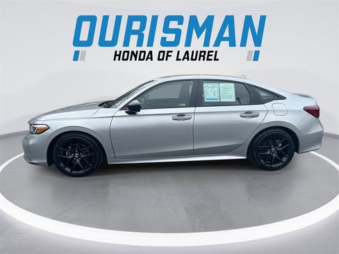 Used 2025 Honda Civic Sport image 5