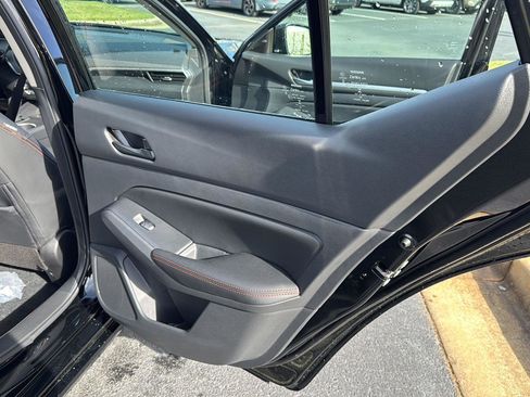 New 2026 Nissan Altima 2.5 SR w/ SR Midnight Edition Package FWD image 13