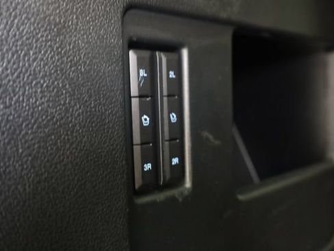 Used 2021 Ford Expedition XLT AWD/4WD image 35