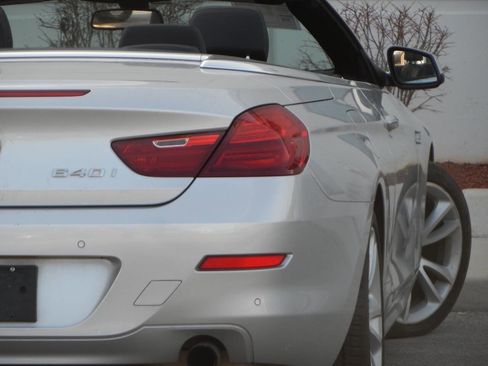Used 2012 BMW 640i Convertible image 19