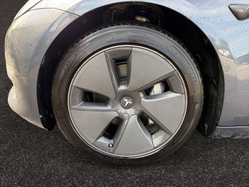 Used 2022 Tesla Model 3 Long Range AWD/4WD image 14