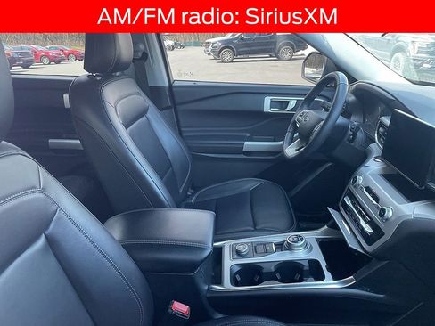 Used 2023 Ford Explorer XLT w/ Equipment Group 202A image 12