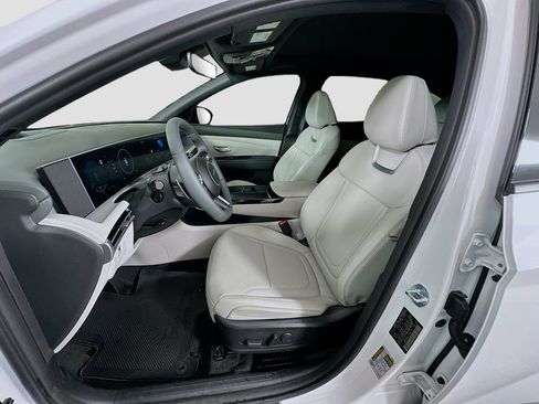 New 2026 Hyundai Tucson Limited w/ Tow & Go Package image 16